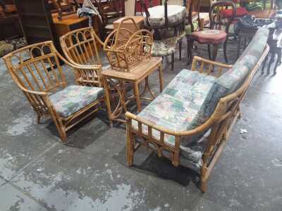Cane Lounge