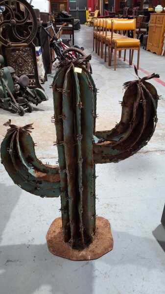 GARDEN ORNAMENT