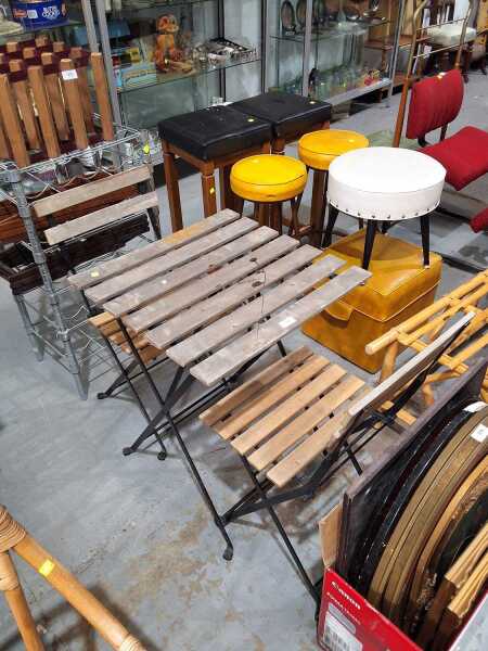 PATIO SETTING