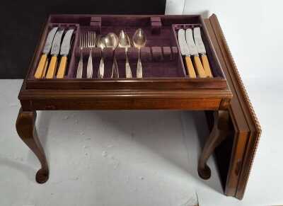 Cutlery Canteen