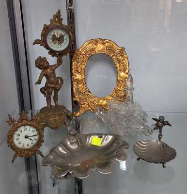 SUNDRY DECOR