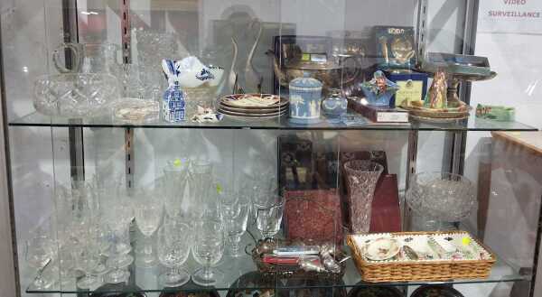 SILVERPLATE, CHINA, CRYSTAL & GLASSWARE