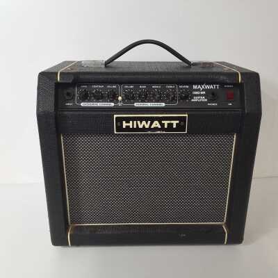 1190 · GUITAR AMP