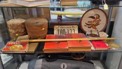1171 · EPHEMERA & COLLECTABLES