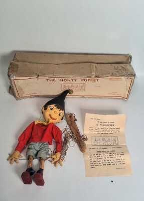 1272 · VINTAGE PUPPET