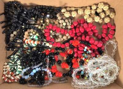1090 · JEWELLERY