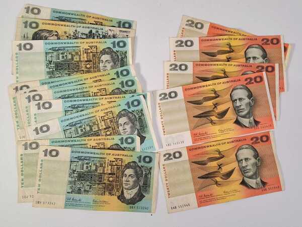 BANKNOTES