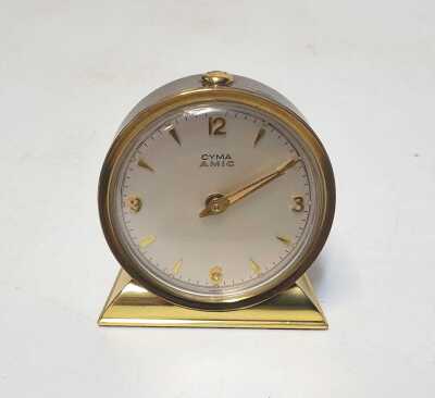 1062 · TABLE CLOCK