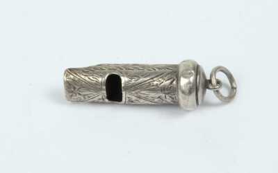1061 · SILVER WHISTLE