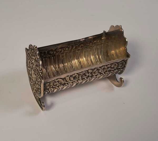 SILVER CRADLE