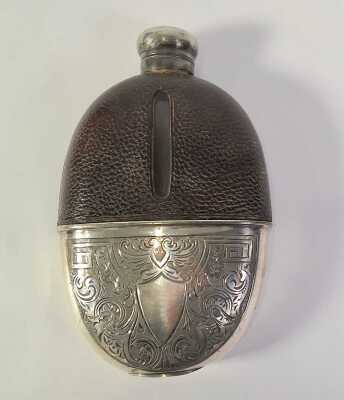 1049 · HIP FLASK