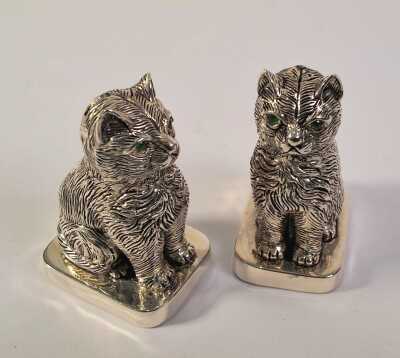 1047 · SALT & PEPPER
