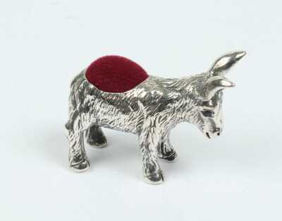 1046 · SILVER PINCUSHION
