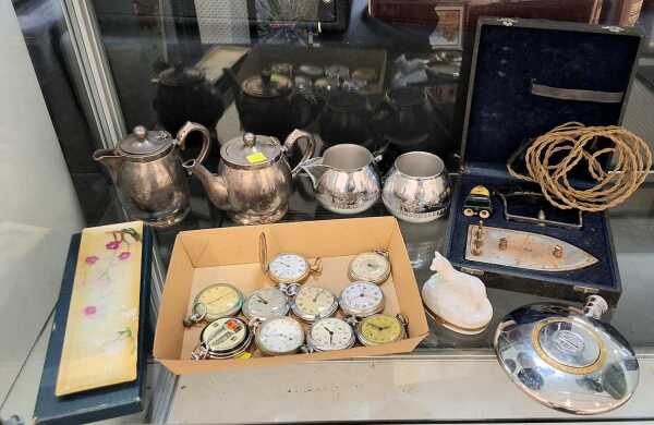 POCKET WATCHES & MORE