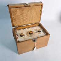 PORTABLE RADIO
