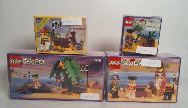 LEGO PIRATES