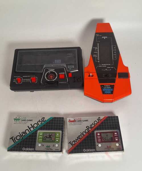 HANDHELD GAMING