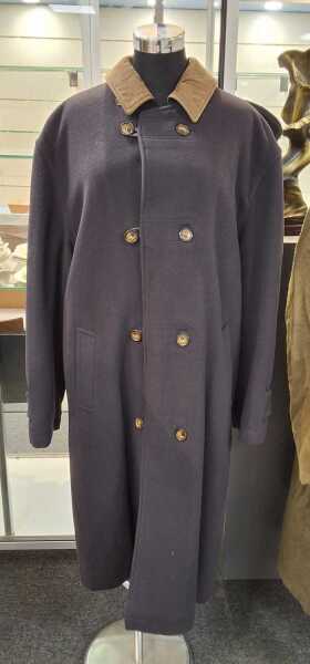 TRENCH COAT
