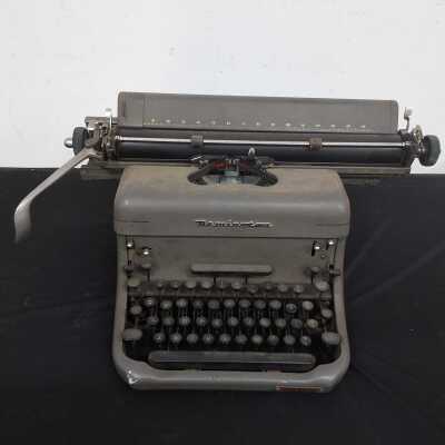 1359 · TYPEWRITER
