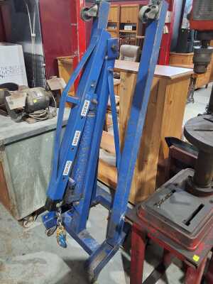 Mobile Engine Hoist