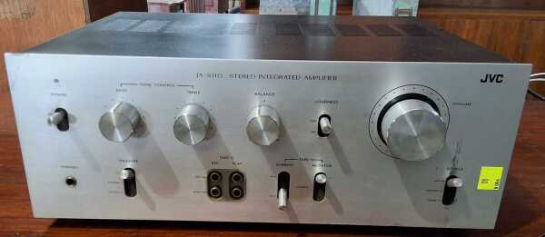 STEREO AMPLIFIER