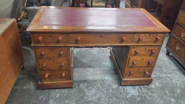 PEDESTAL DESK