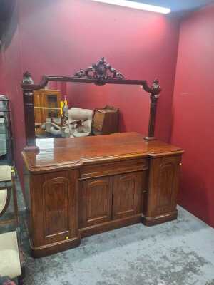 Sideboard
