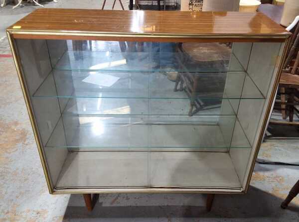 DISPLAY CABINET