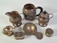 SILVER TABLE CONDIMENTS