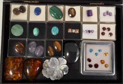 1039 · GEMSTONES