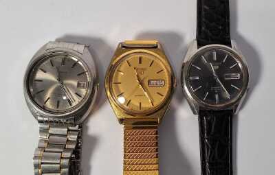 1038 · WRISTWATCHES