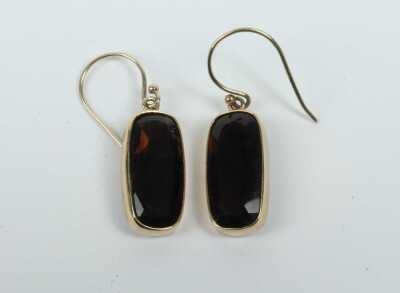 1015 · GOLD EARRINGS