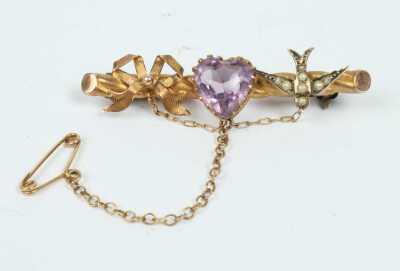 1002 · GOLD BROOCH