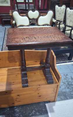 Lamp Table