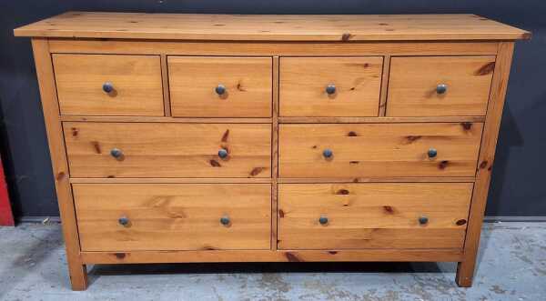 CHEST OF DRAWERS