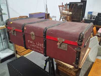 STEAMER TRUNK