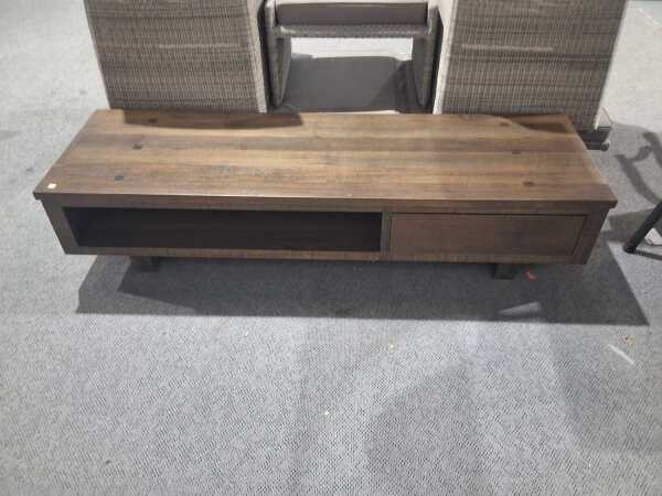 ENTERTAINMENT UNIT