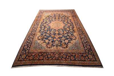 106 · ISFAHAN RUG