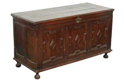 Oak Coffer