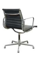 SET OF EA-108 OFFICE CHAIRS - 3