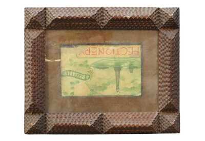 TRAMP ART FRAME