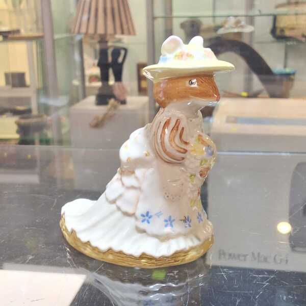 ROYAL DOULTON FIGURE