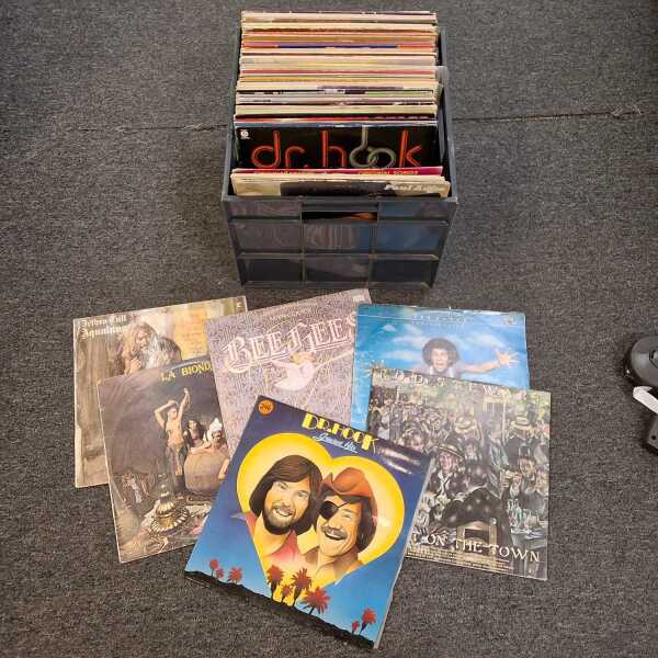 VINYL RECORDS