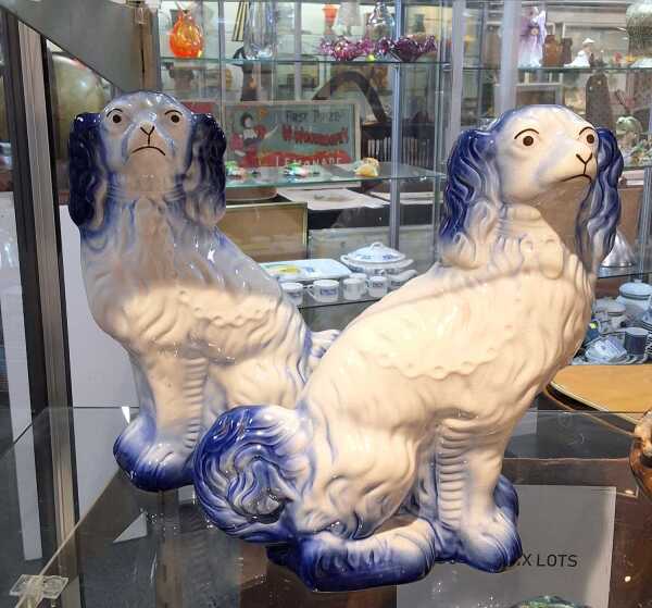 POTTERY SPANIELS