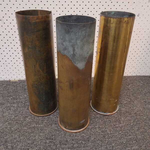 HOWITZER ARTILLERY SHELLS