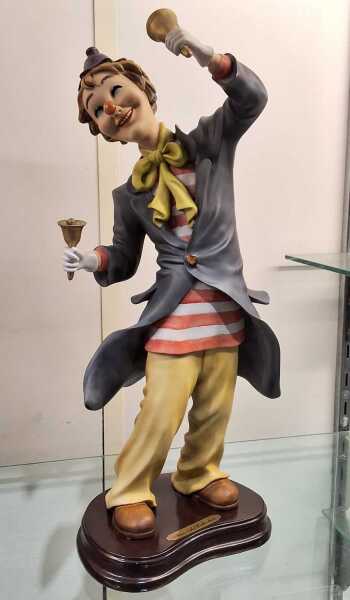CLOWN FIGURE