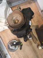 KNITTING MACHINE - 2