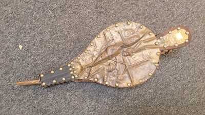 Bellows