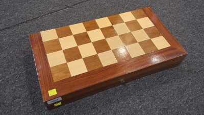 Backgammon/Chess Box