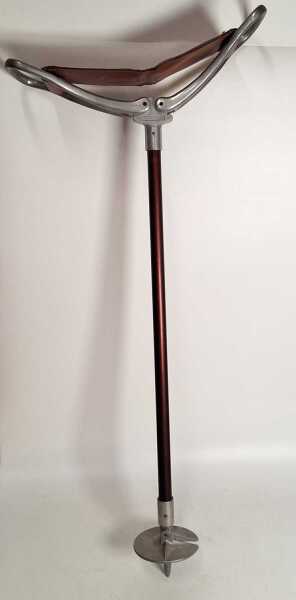 SHOOTING STICK